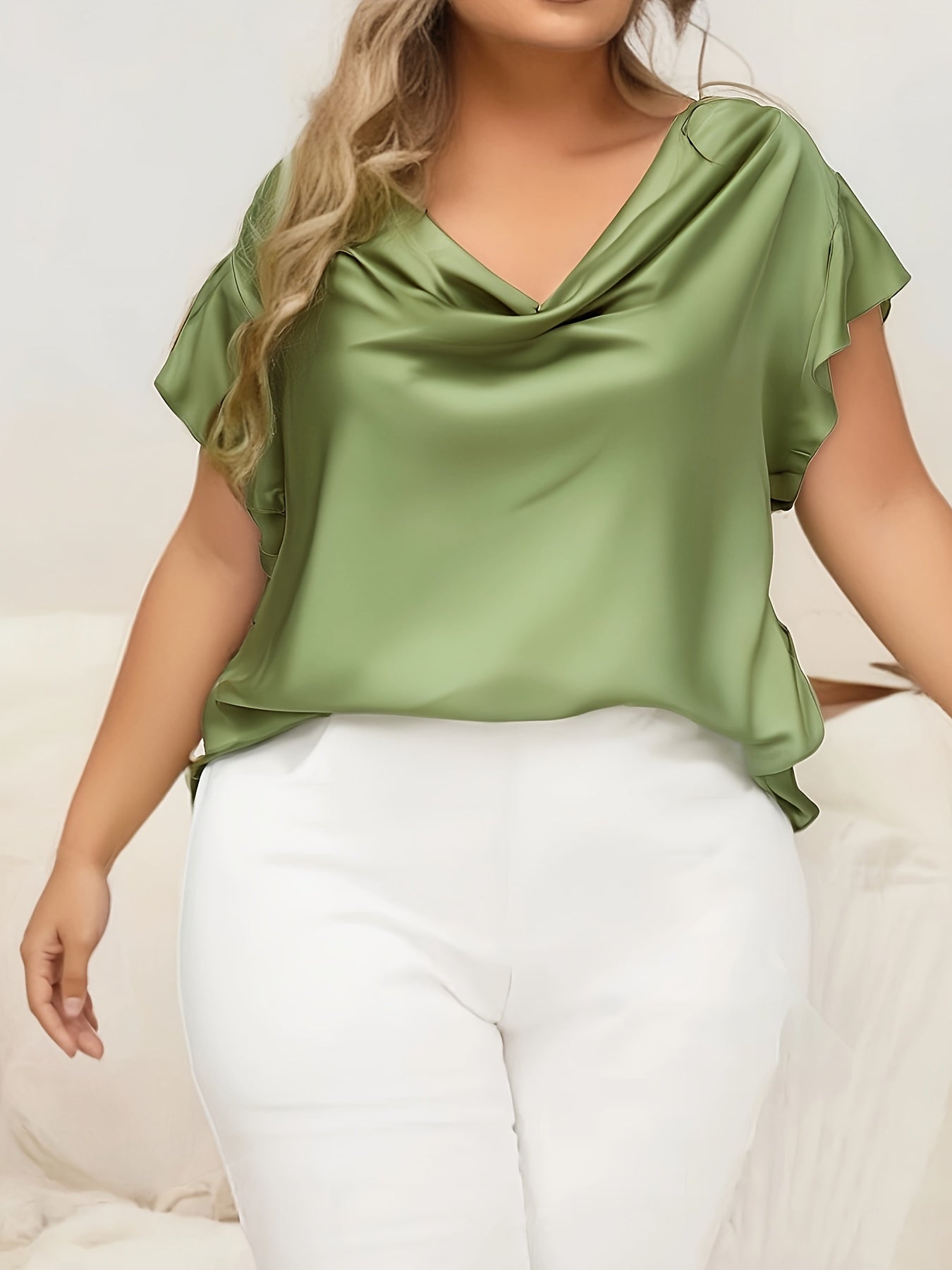 Plus Size Womens V-Neck Blouse with Puff Sleeves Lightweight Summer Top