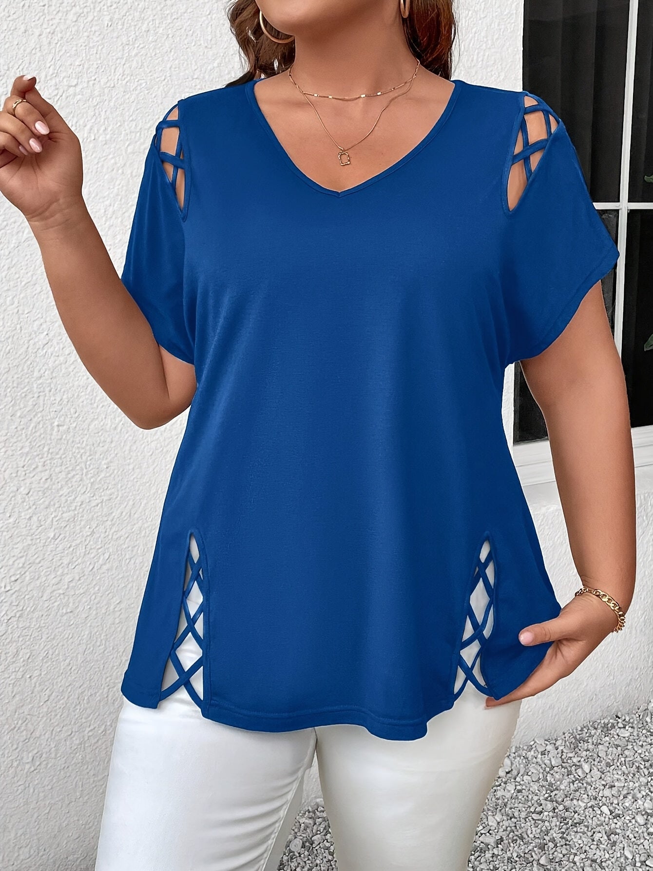 Plus Size Women's V-Neck Top with Crisscross Detail and Medium Stretch Fabric