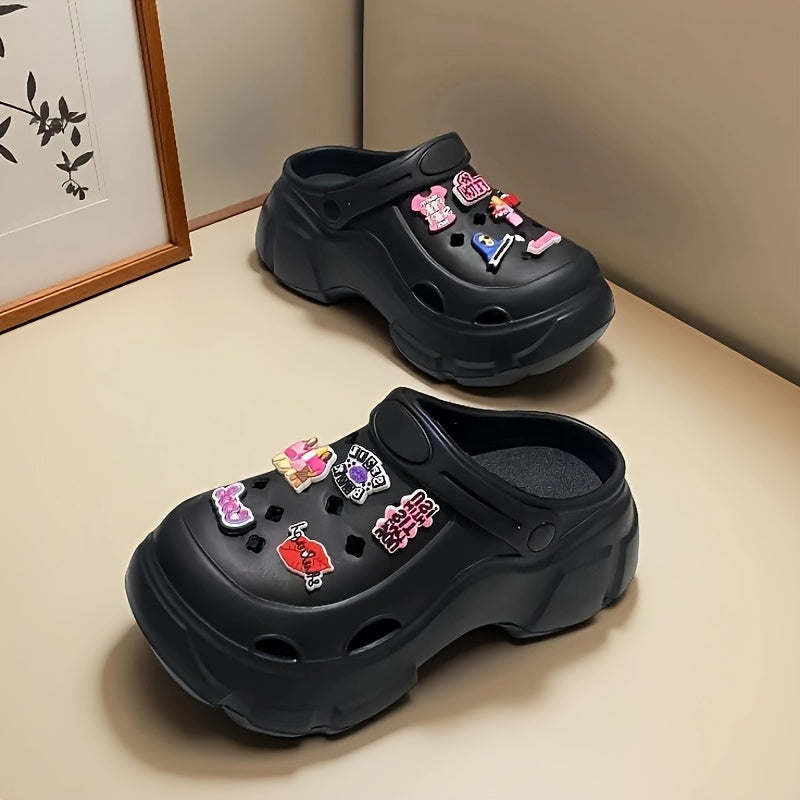 Ladies Summer Hole Shoes with English Illustration and Replaceable Accessories