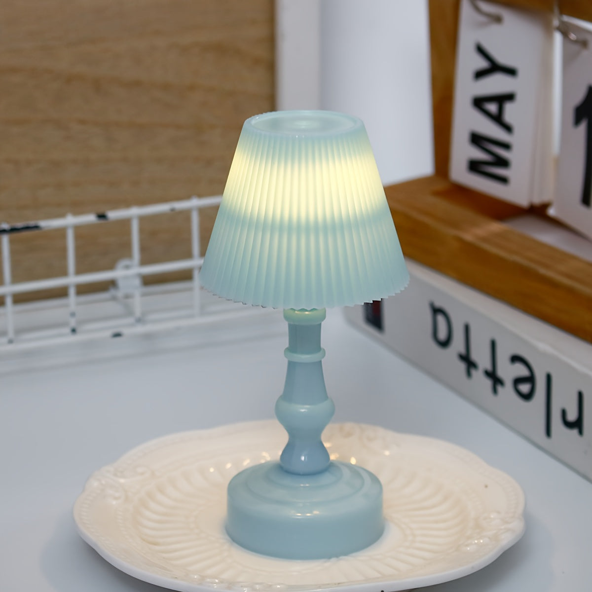 Mini Blossom LED Table Lamp for Bedroom Desk Living Room Decor