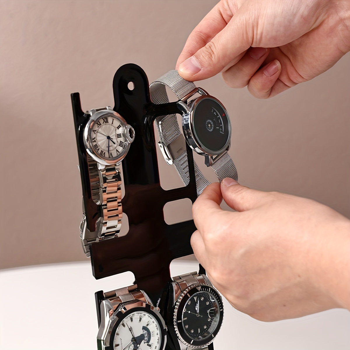 Пластиковая подставка для украшений с отделениями для часов, серег, ожерелий и другого