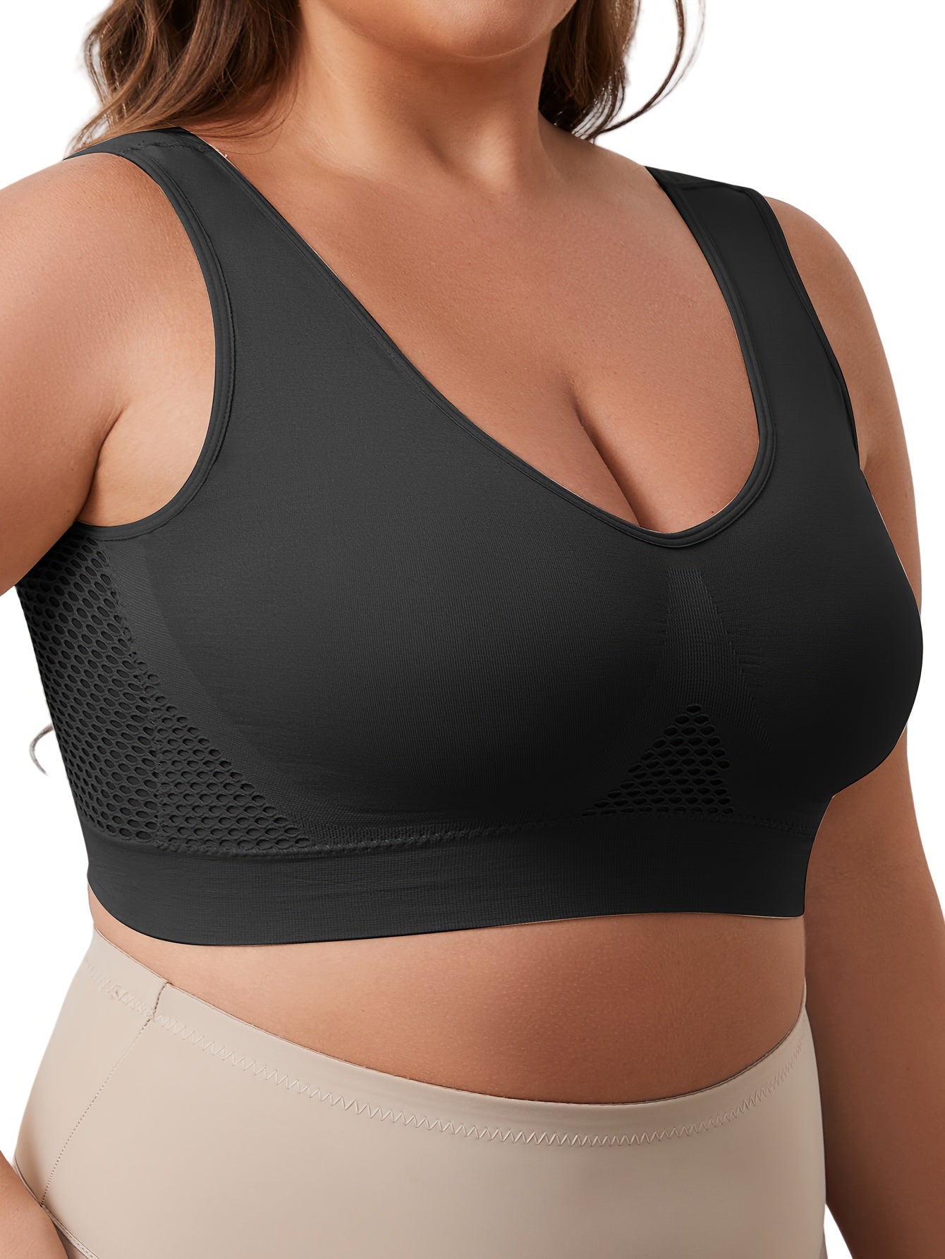 Women's Plus Size Sports Bra Breathable Mesh Black Gym Workout