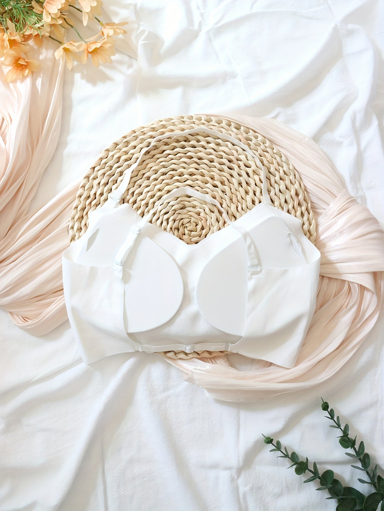 Orqa qismi ochiq bo‘lgan, olib tashlanadigan kamarli push-up bra, orqa qismi ochiq kiyimlar uchun uzluksiz nylonga tayyorlangan lingerie