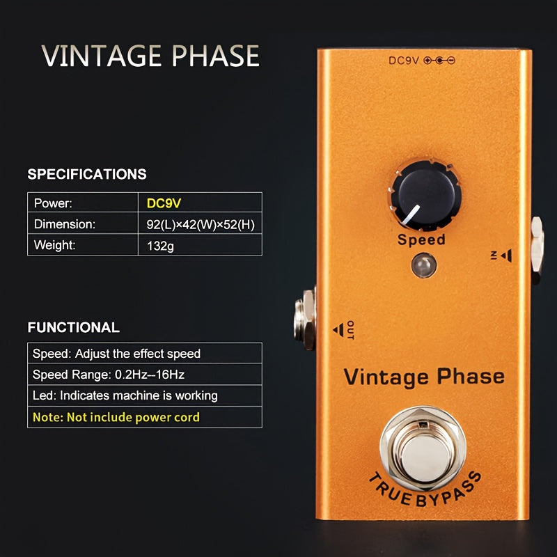 Pedal de efectos de guitarra de metal rojo con distorsión, overdrive, retardo, trémolo y chorus