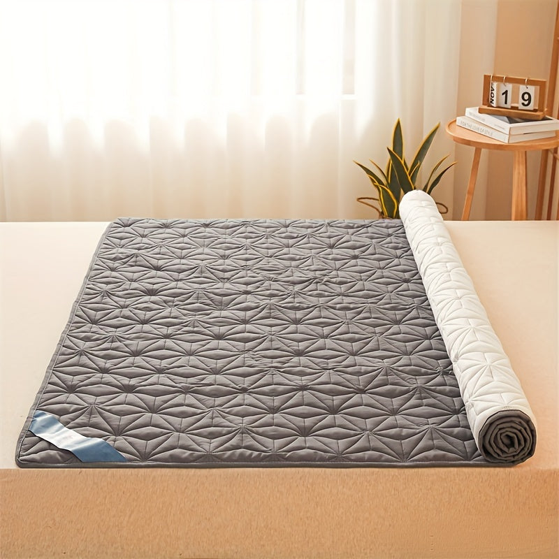 Waterproof Mattress Protector with Dustproof and Stain Resistant Features for Diaper Mattress Pads