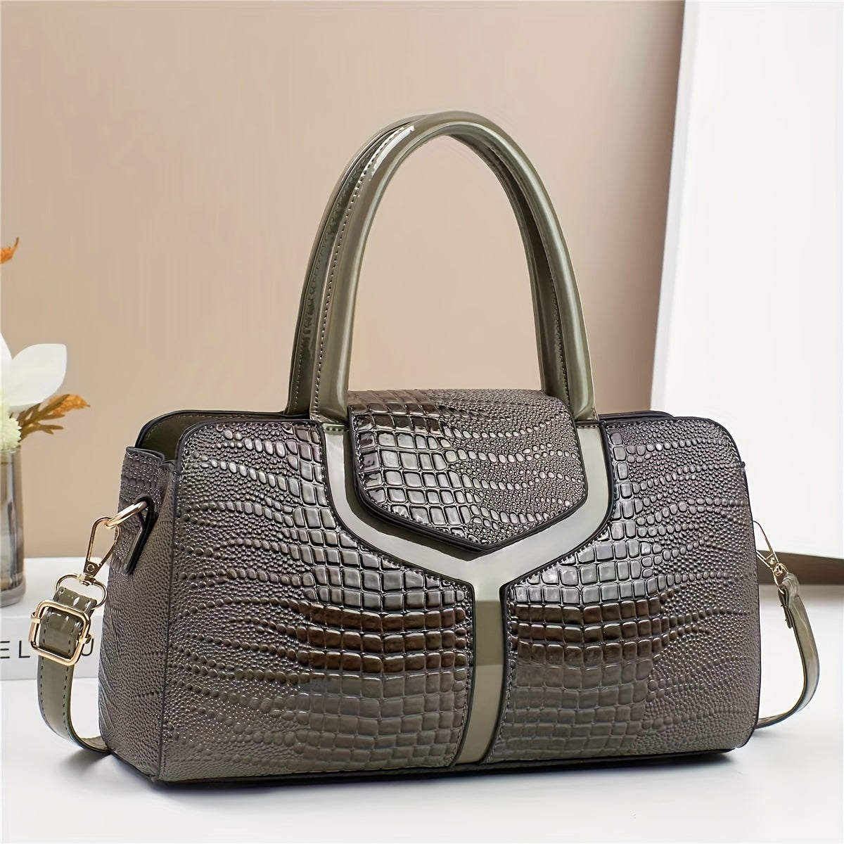 Women's Crocodile Pattern Leather Handbag with Adjustable Strap and Zipper Closure