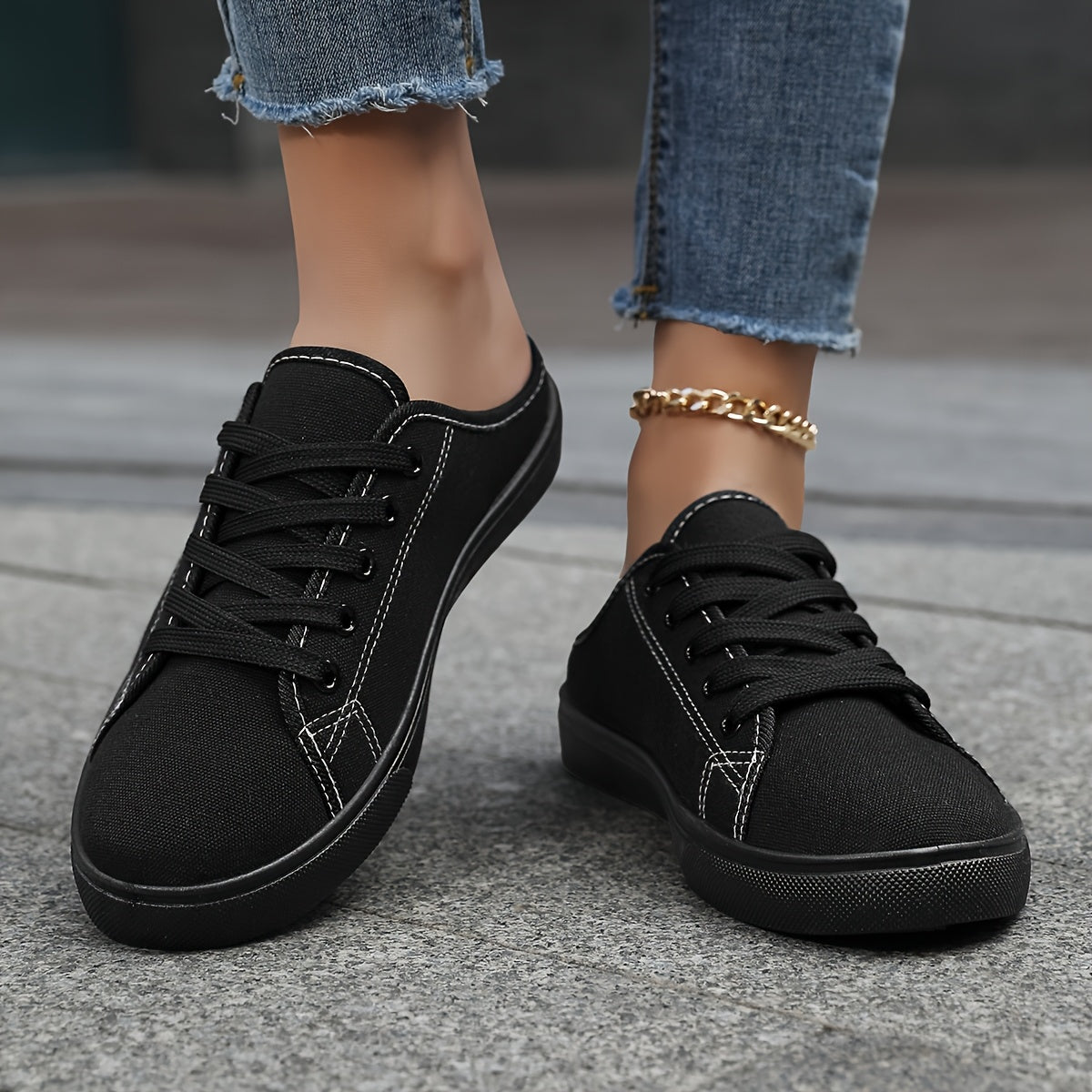 Ayollar uchun slip-on kundalik poyabzal nafas oladigan mato, sirpanmaydigan taglik, qora, oq, pushti