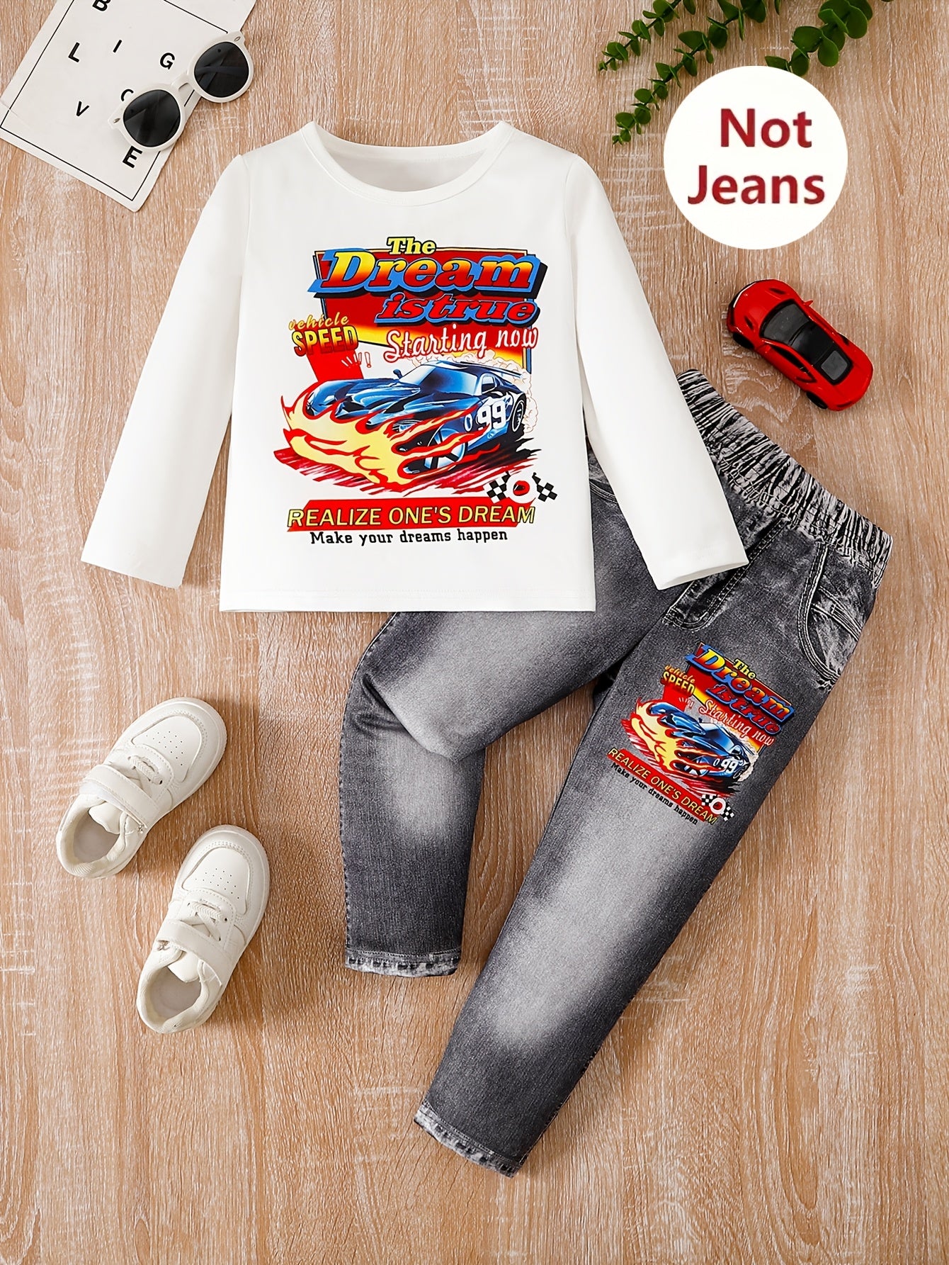 Boy's 2-Piece Race Car Pattern Casual Set for Spring and Fall with Long Sleeve Top and Pants