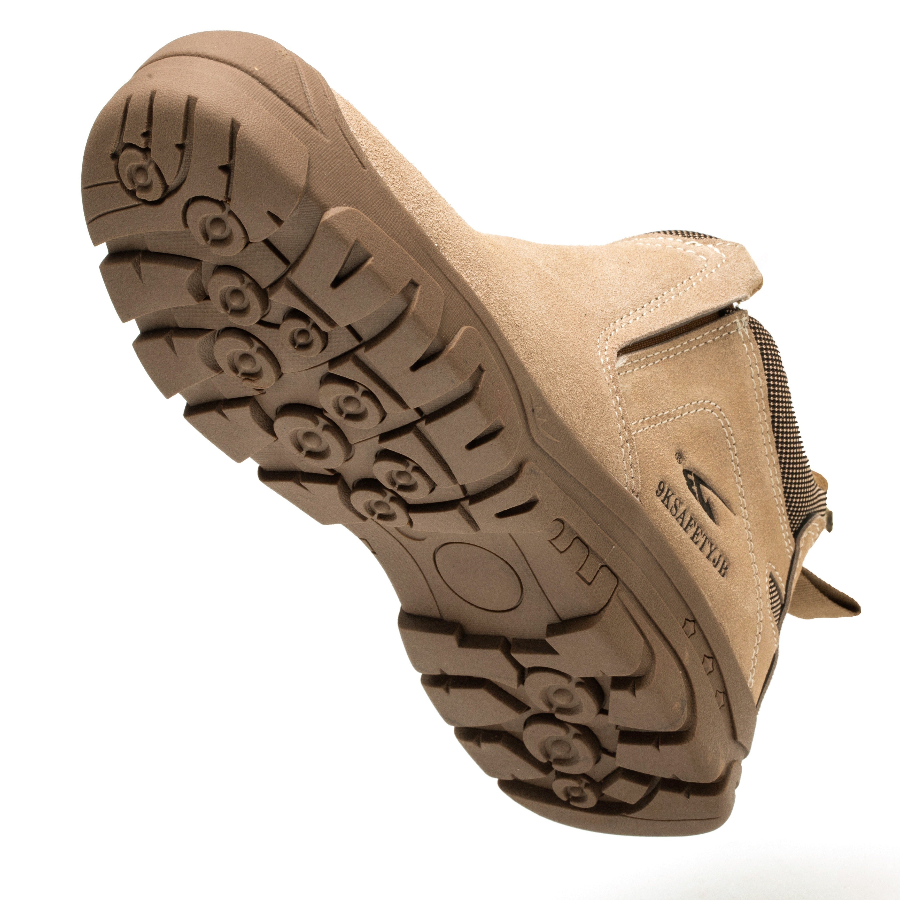 Сапоги безопасности для промышленных и строительных площадок, проколостойкие с металлическим носком и поддержкой лодыжки.