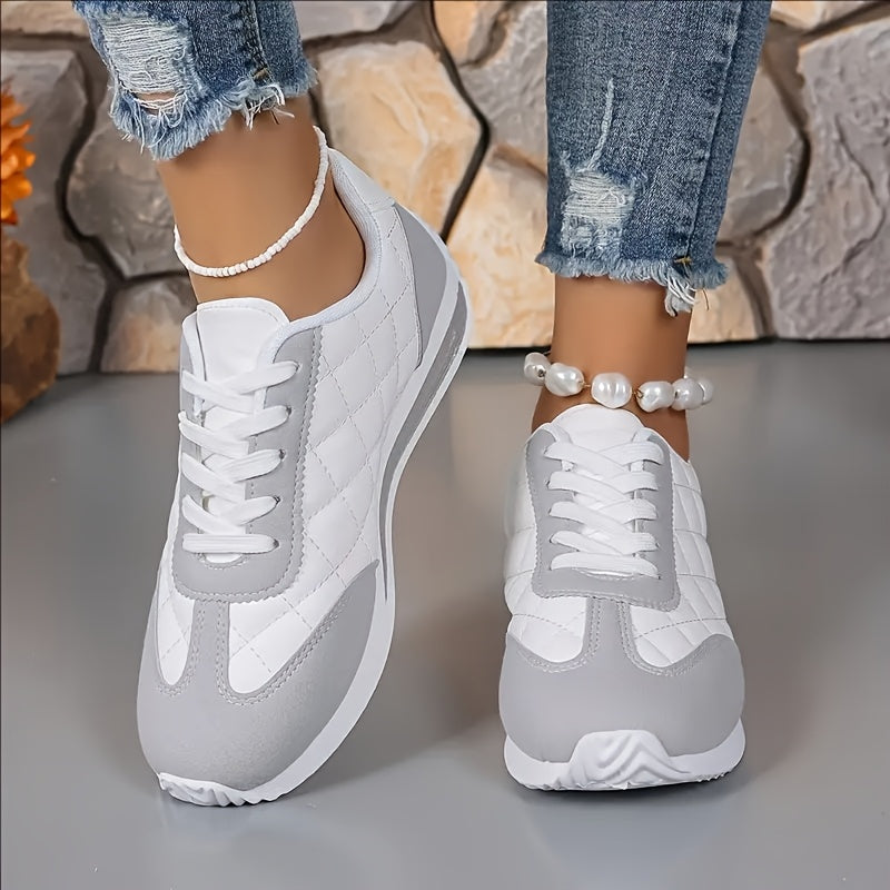 Women's Casual Sneakers Lightweight Breathable Fabric All-Season Lace-Up Low Top