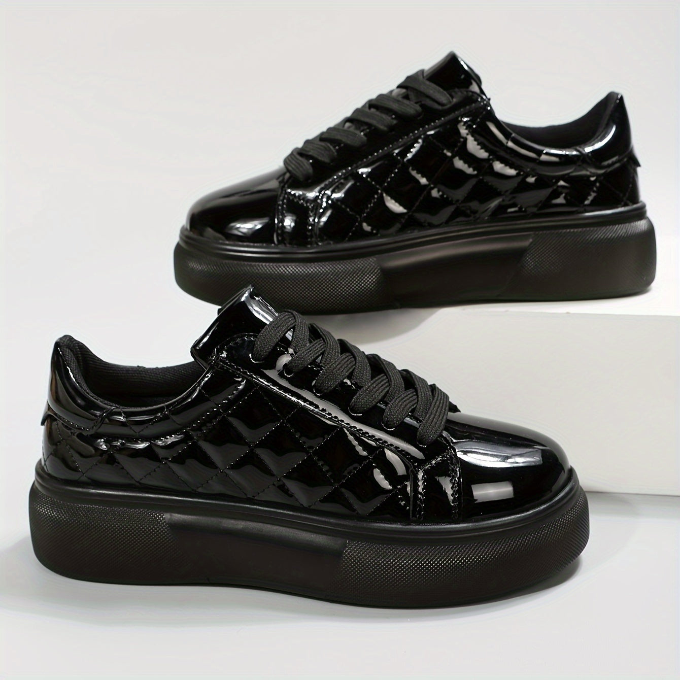 Women's Black Platform Sneakers Low-Top Casual Shoes with Thick Sole