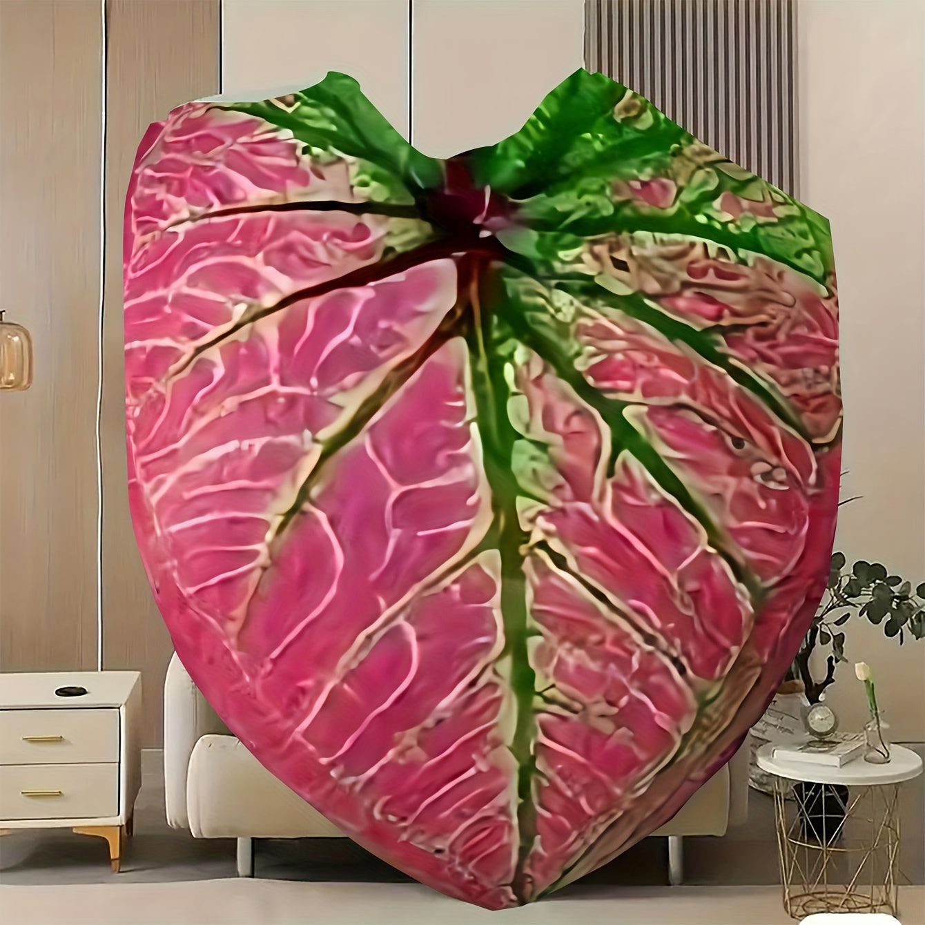 1 шт. плед из фланели в форме листа с креативным дизайном с принтом жилок листа. Этот уютный и мягкий плед идеально подходит для диванов, кроватей, кемпинга и путешествий. Это универсальный, всесезонный плед, который станет отличным подарком для взрослых.