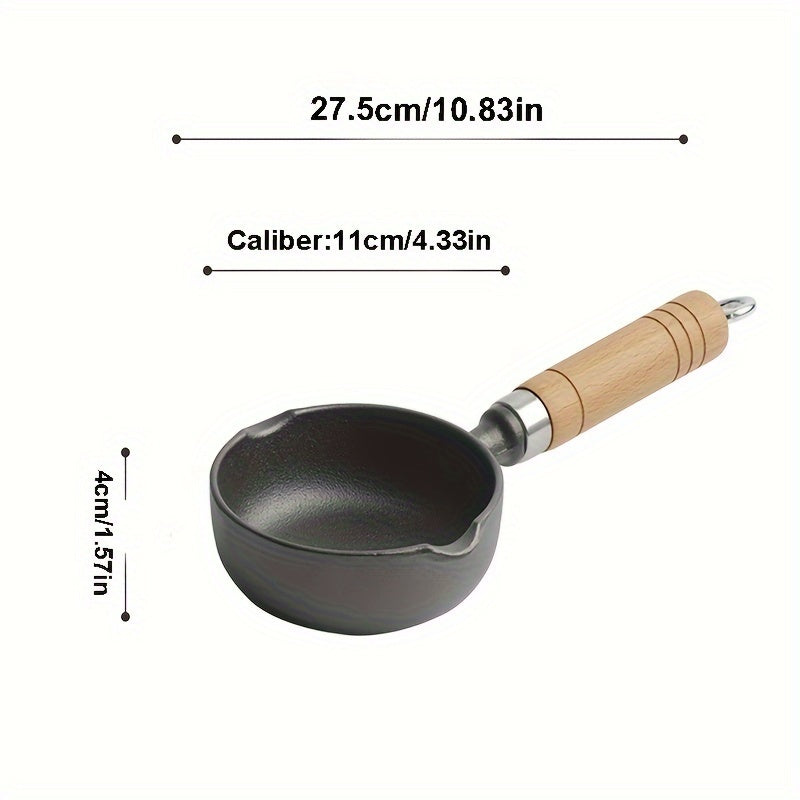 Qovurilgan tuxum dumplari mini qozonchada, qizdirilgan yog' bilan