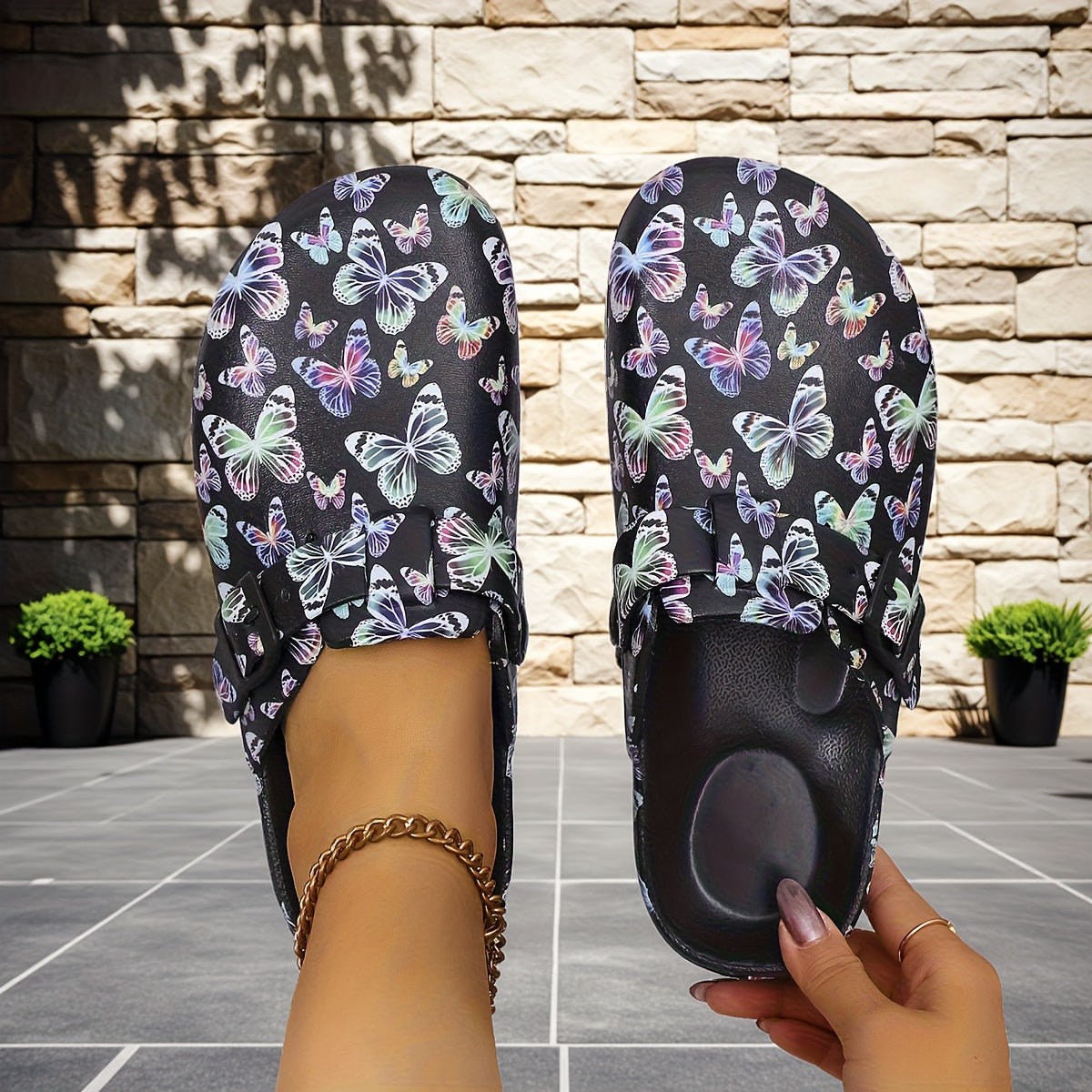 Women's EVA Slip-On Slippers with Cartoon Floral Print Indoor Outdoor Shoes