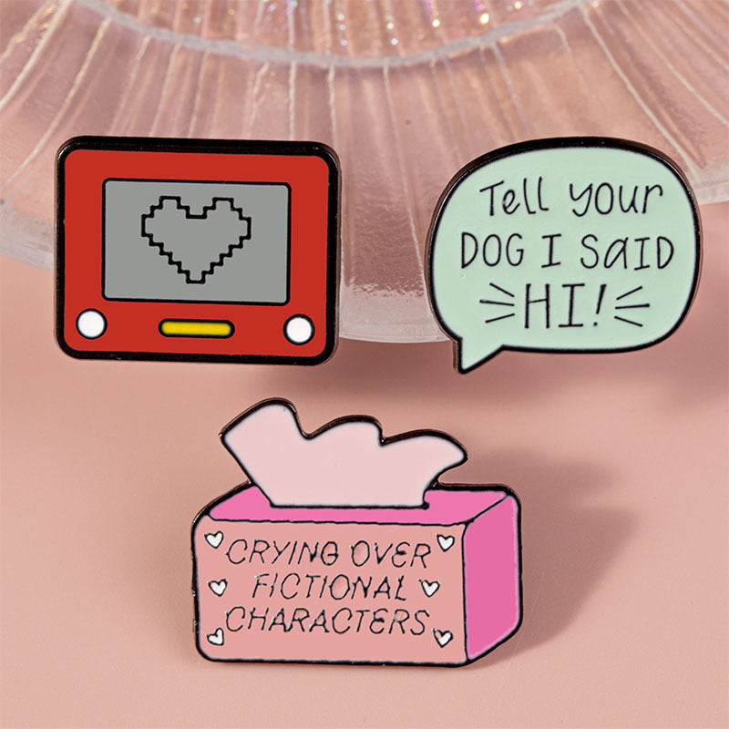 Set of 3 Cartoon Dialogue Box and Heart Brooches Alloy Pins for Clothing Backpacks Hats Gift