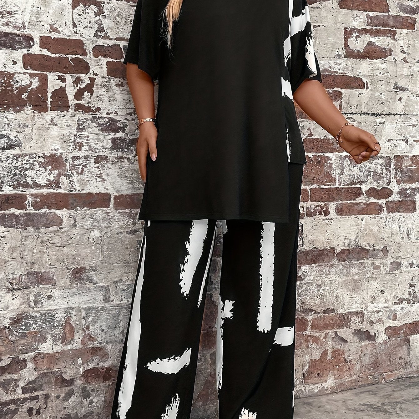 Plus Size Women's Woven Polyester Suit with Random Print and Asymmetrical Details