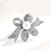Elegant Pearl Brooch Flower Design for Women and Men Jewelry Accessory