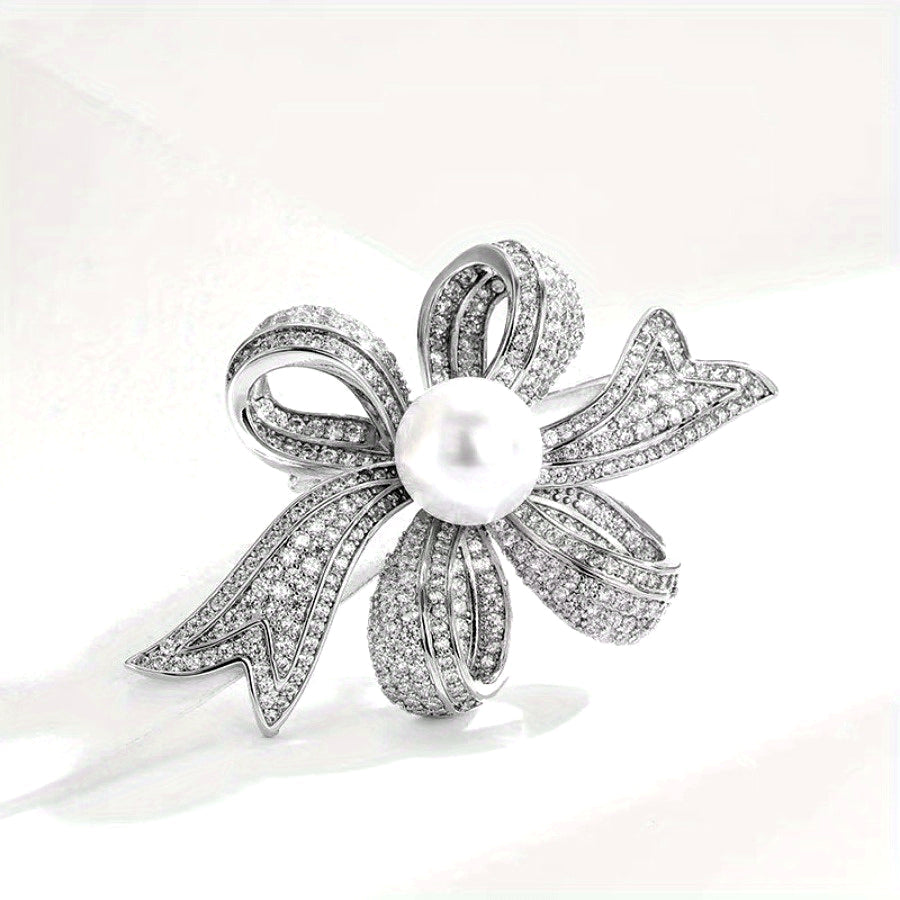 Elegant Pearl Brooch Flower Design for Women and Men Jewelry Accessory