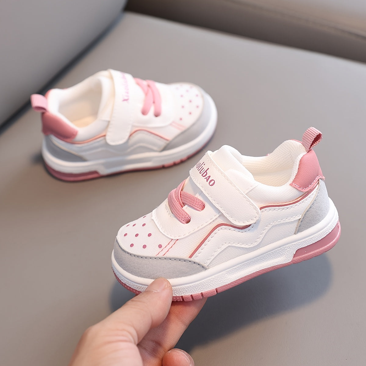 Children's Spring and Autumn Breathable Anti-slip Baby Walking Shoes Low Top Toddler Sneakers