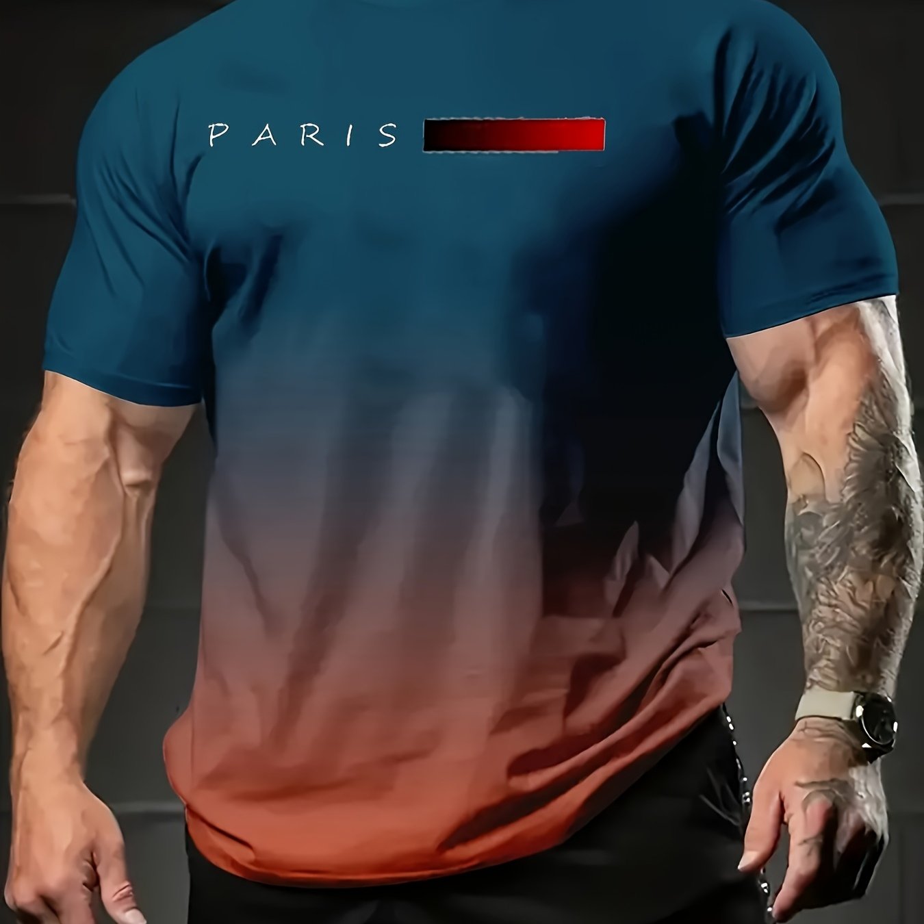 Erkaklar uchun vintage uslubidagi gradient Paris grafik futbolkasi qora va qizil o'zgarish bilan "PARIS" dizayniga ega. Polyester aralashmasidan tayyorlangan, u yumshoq yaka, qisqa yenglar bilan jihozlangan va ...