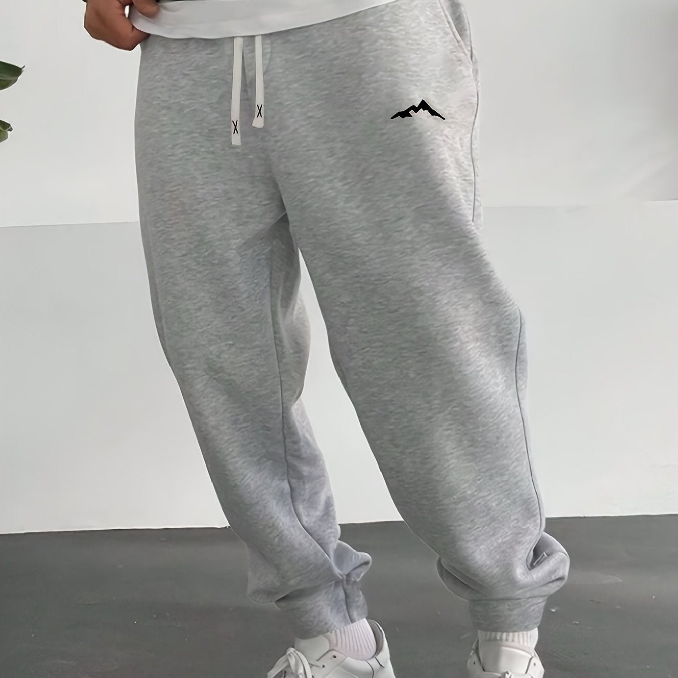 Plus Size Men's Fleece-Lined Mountain Print Sweatpants with Drawstring Waist for Fall Winter