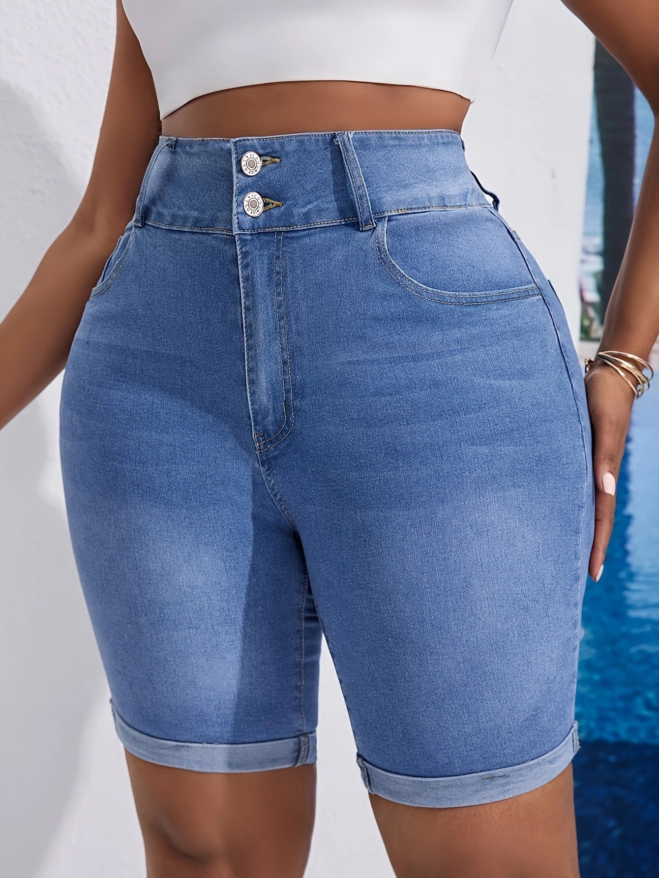 Women's High-Waist Skinny Denim Shorts Light Wash Blue Casual Summer