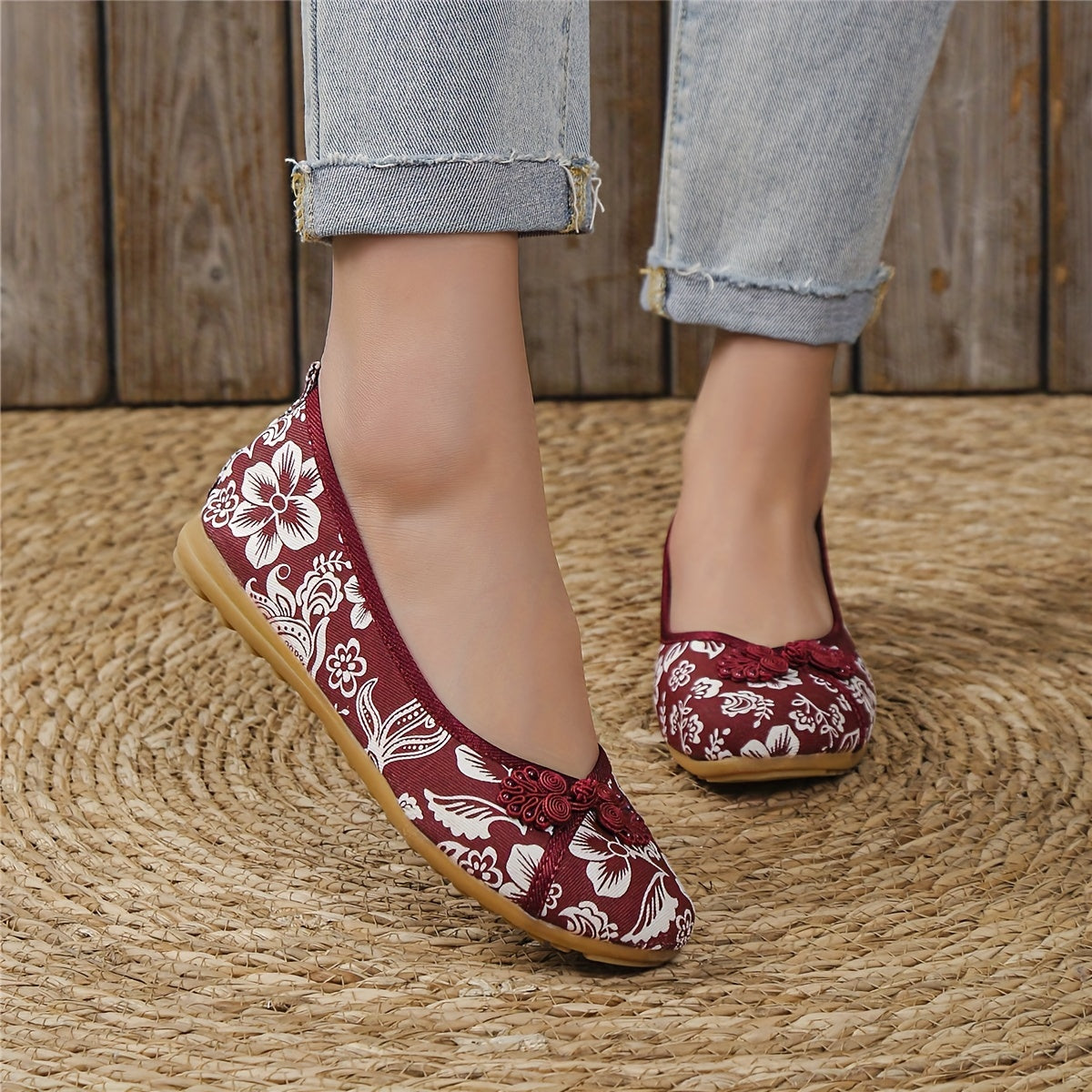 Women's Casual Flat Shoes Floral Pattern Breathable Soft Insole