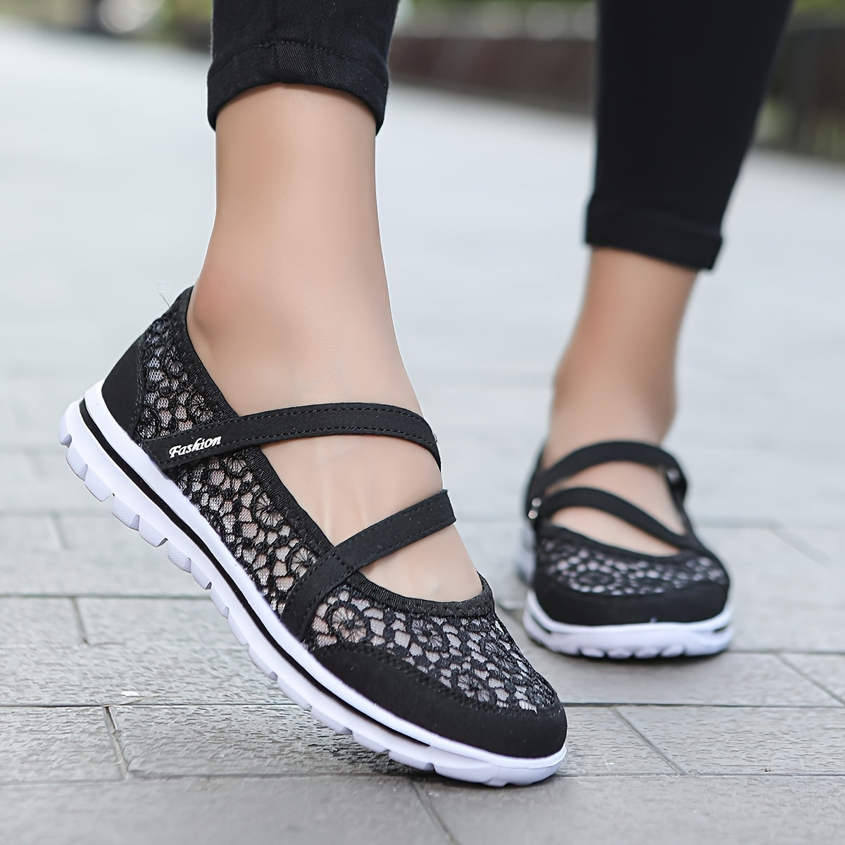 Women's Mesh Flat Shoes Breathable Slip-On Summer Low Top Fabric