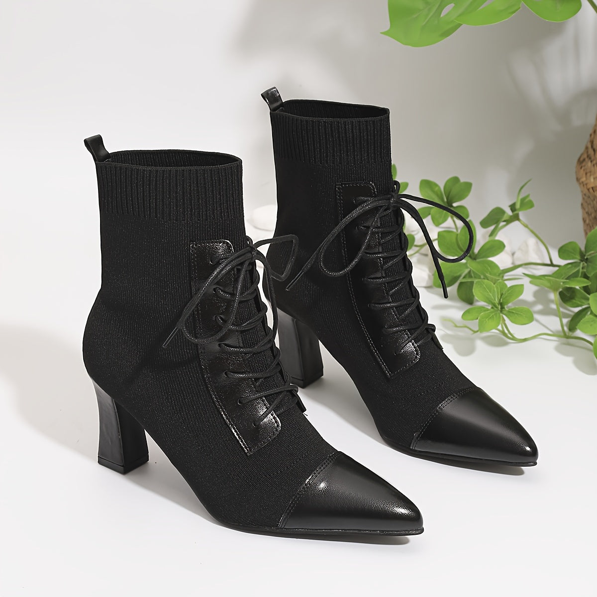 Женские черные ботинки на каблуке с заостренным носком и массивным каблуком для зимы, на slip-on