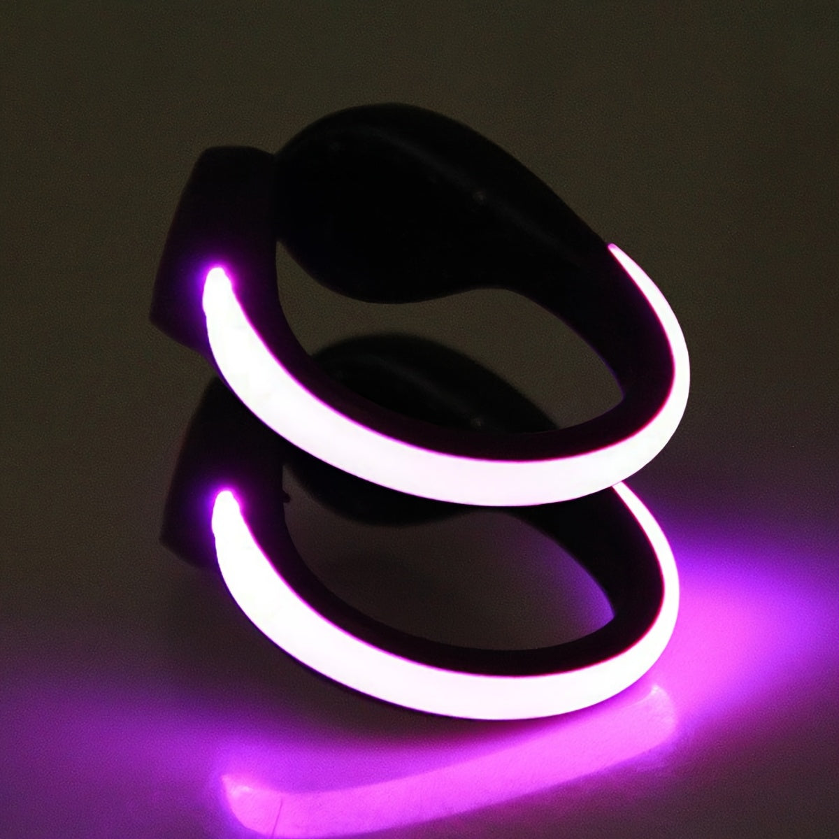 Unisex LED Shoe Light Clips Flashing Shoelaces for Night Running