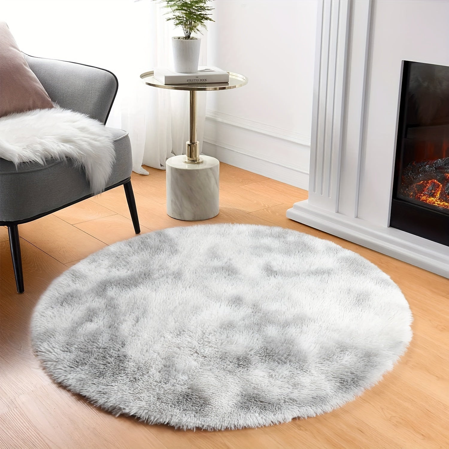 Round Light Grey Plush Rug Soft Furry Skin-Friendly Durable Decorative 1 Piece
