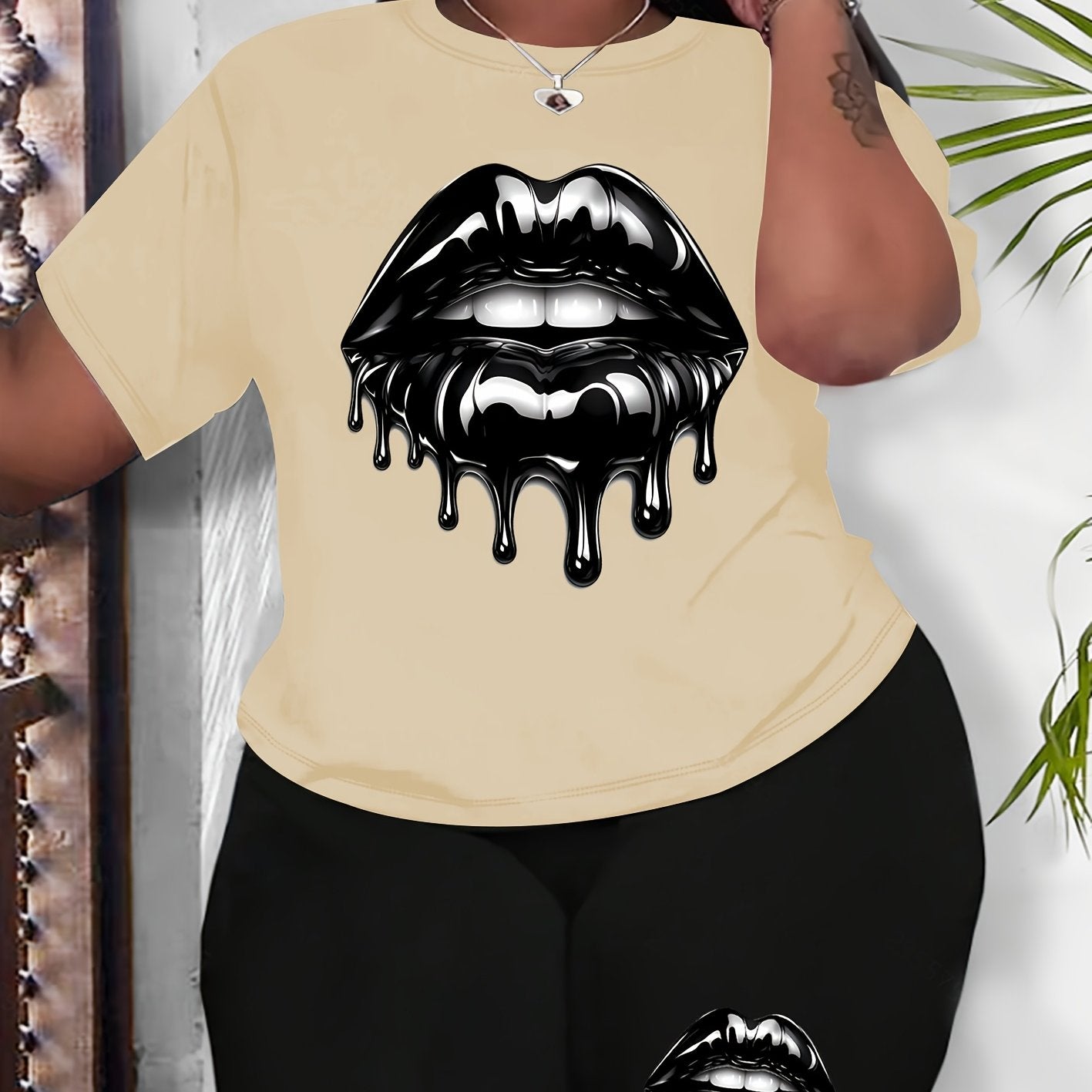 Plus Size Women's Sportswear Set Black Lip Print Short Sleeve Top High-Waisted Shorts
