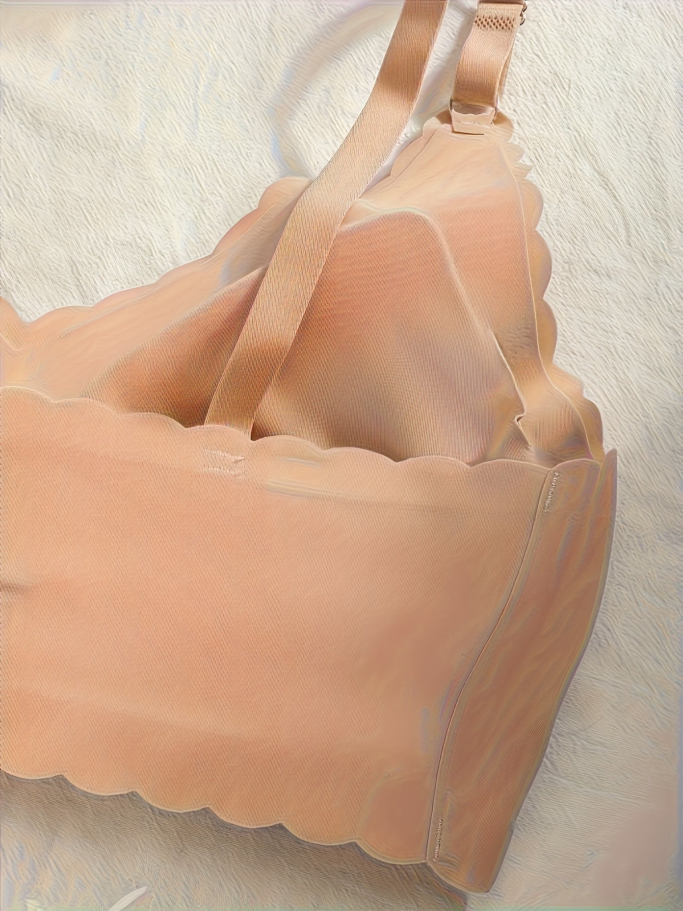 Women's Plus Size Seamless Wire-Free Bra with Wave Edge and Adjustable Straps