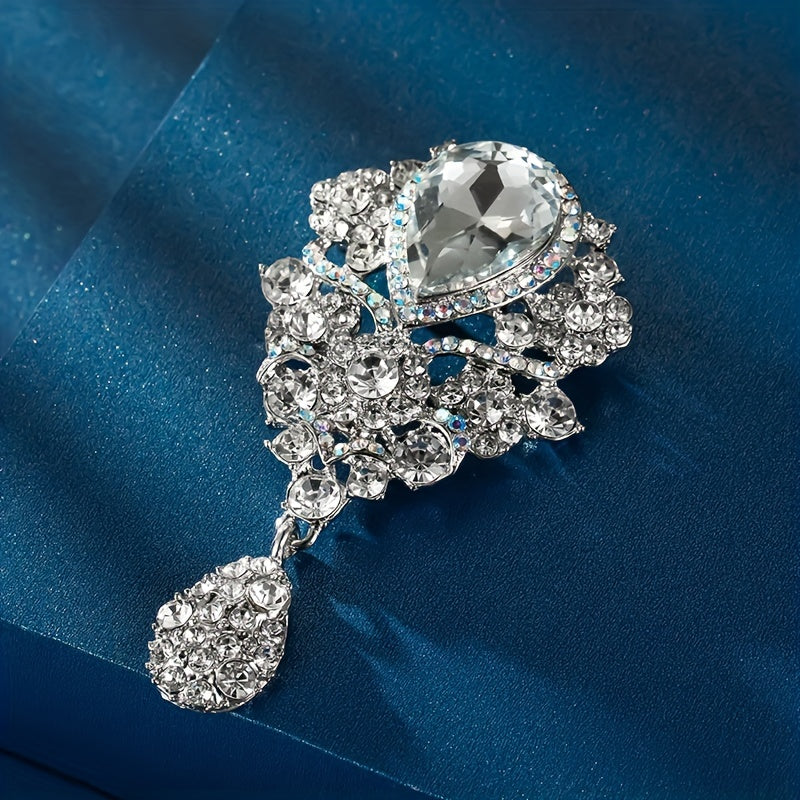 Elegant Silver Brooch Pin with Sparkling Rhinestones for Women