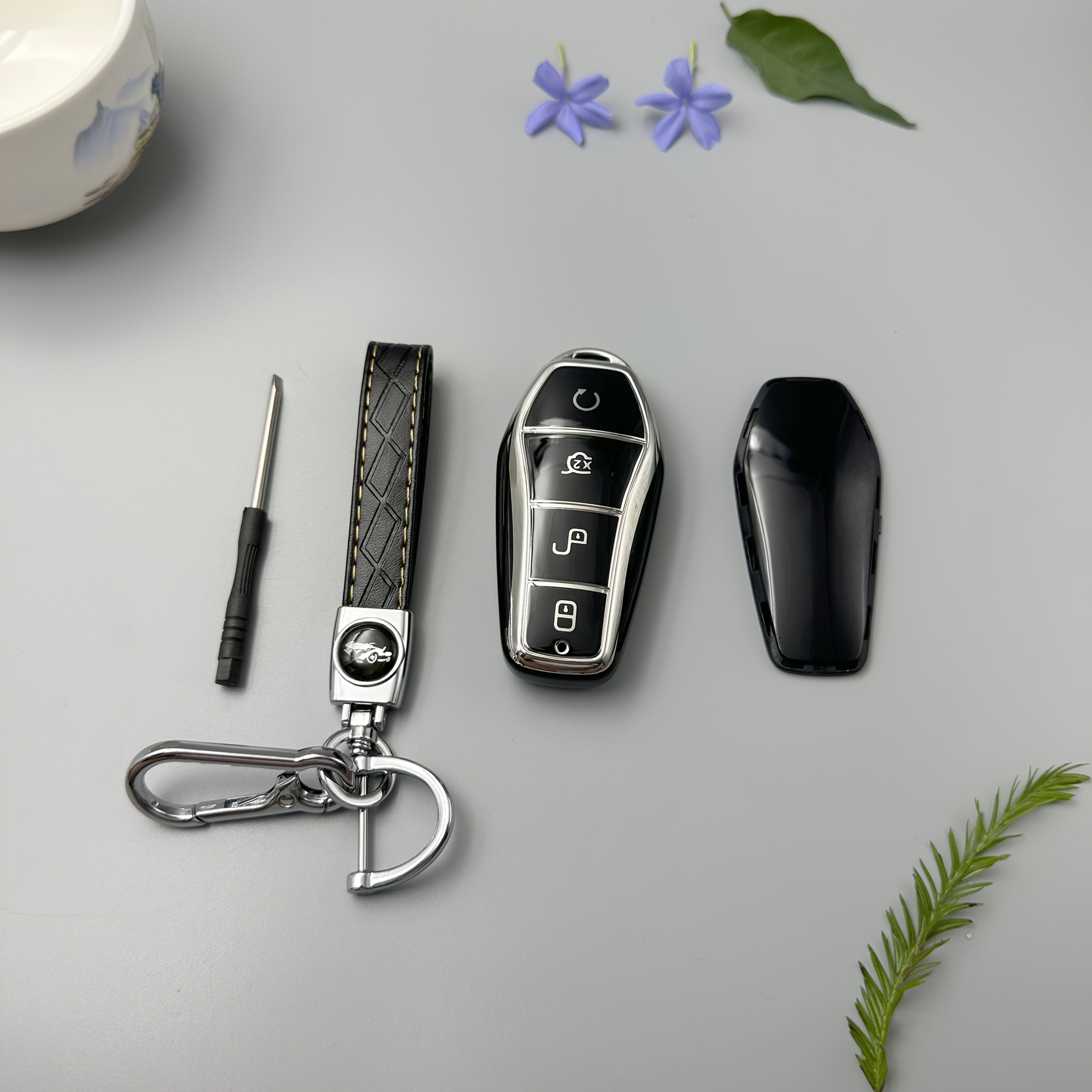 High-Quality TPU Remote Key Fob Cover Shell for Car with Keychain