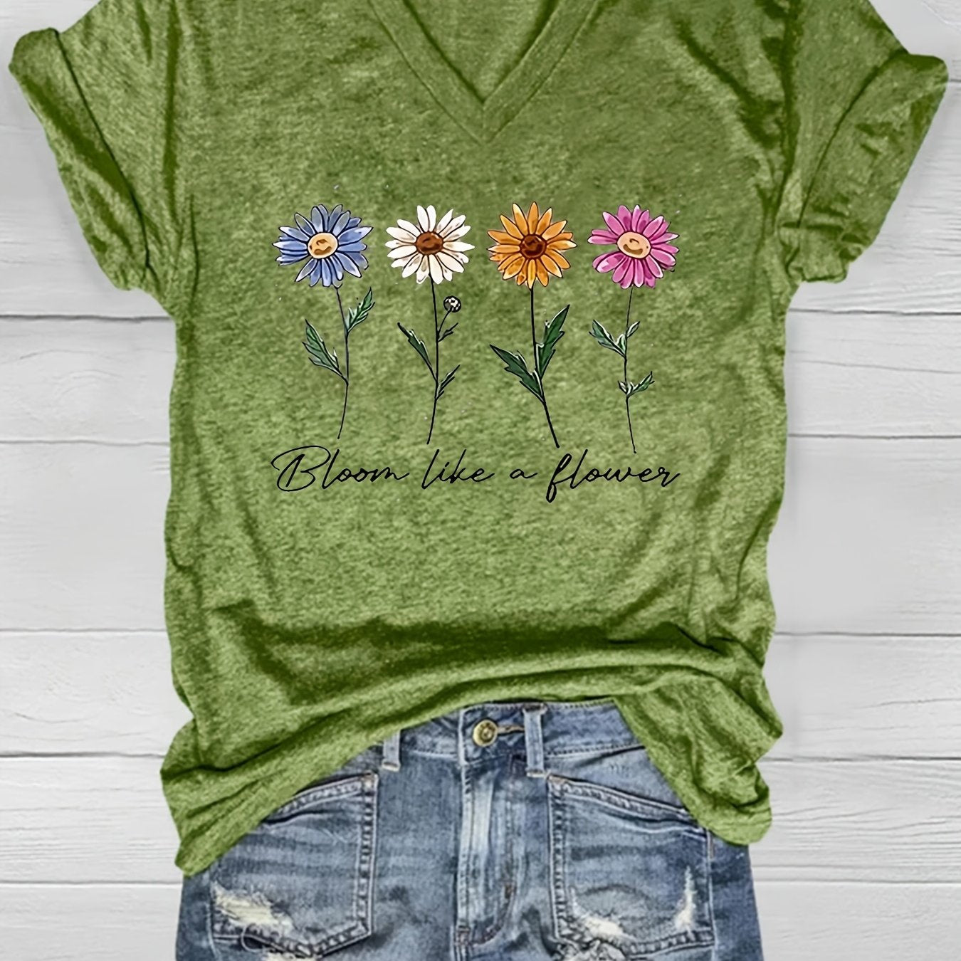 Women's Loose Fit V-Neck Short Sleeve Casual Top for Summer