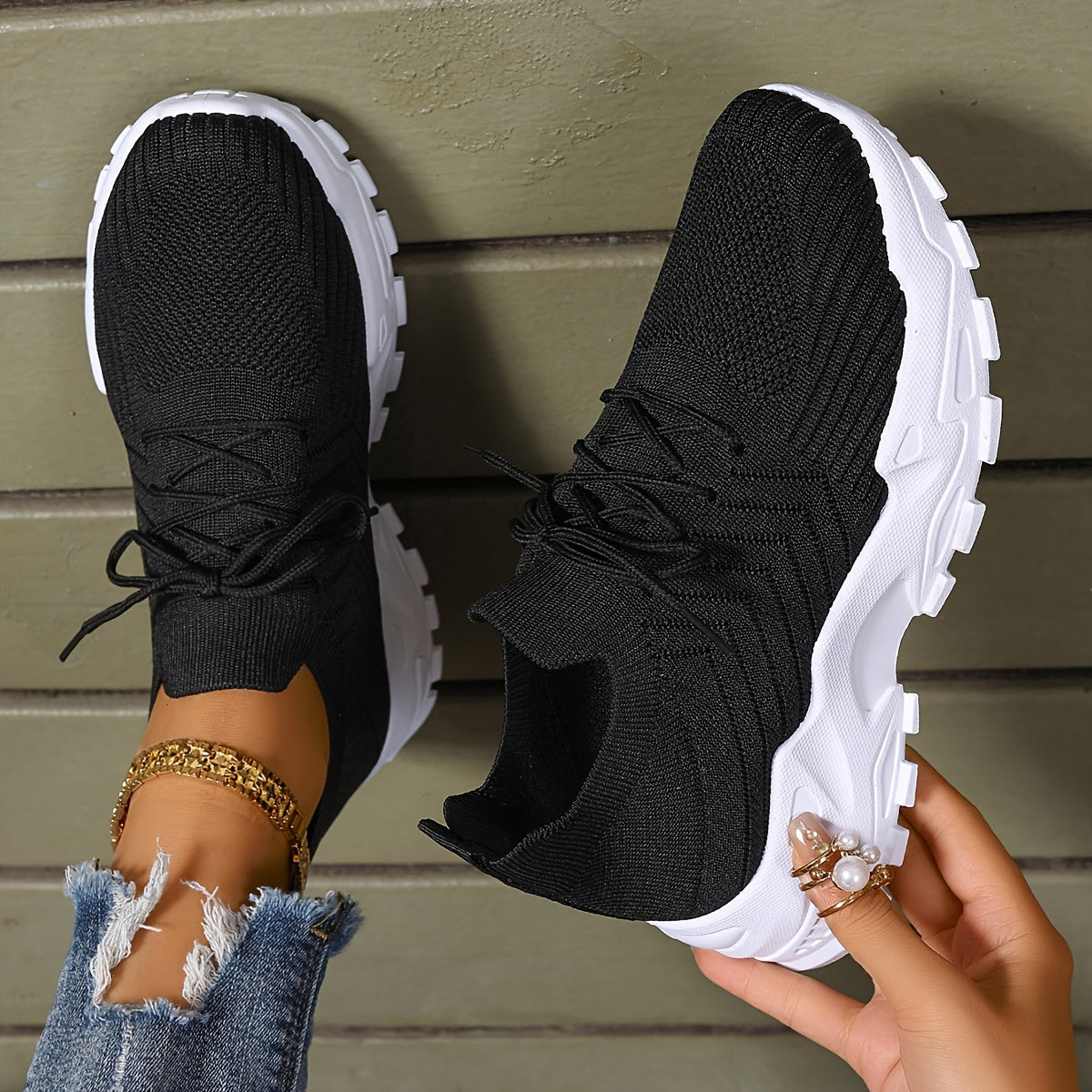 Women's Solid Color Breathable Mesh Sneakers Casual Walking Shoes