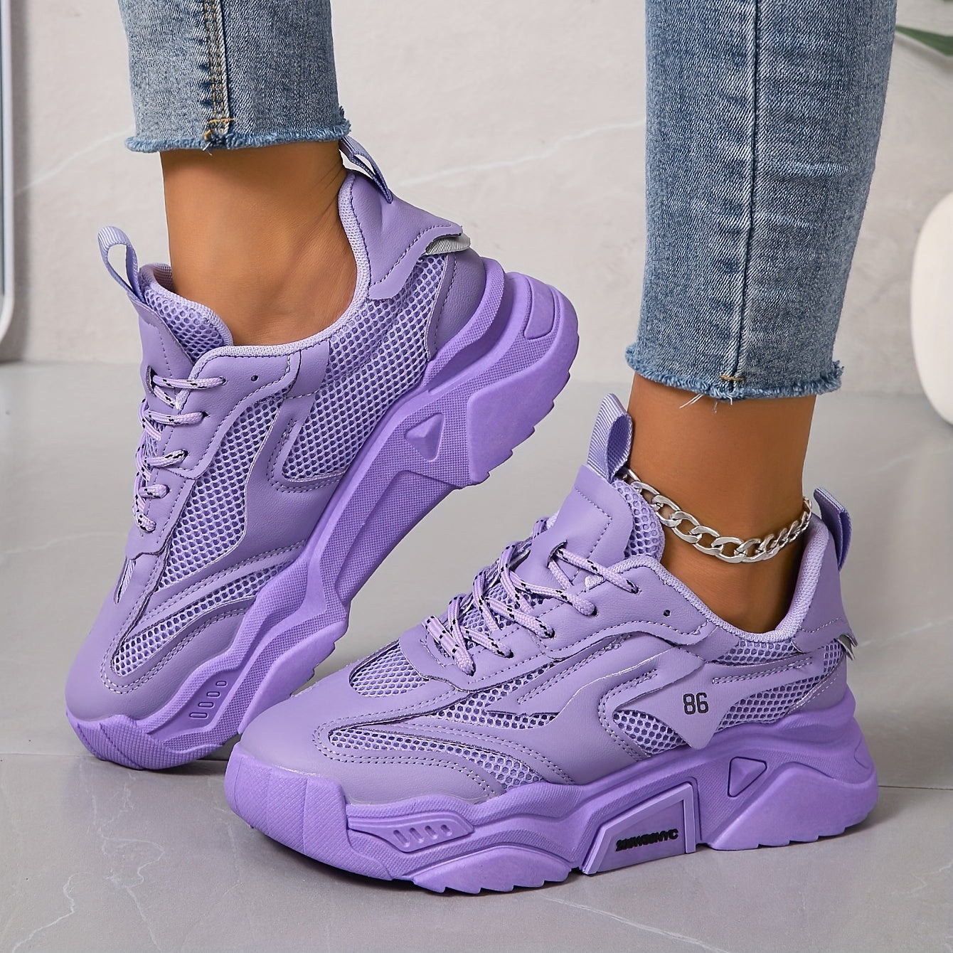 Women's Mesh Sneakers Breathable Lace-Up Low Top White Casual Shoes