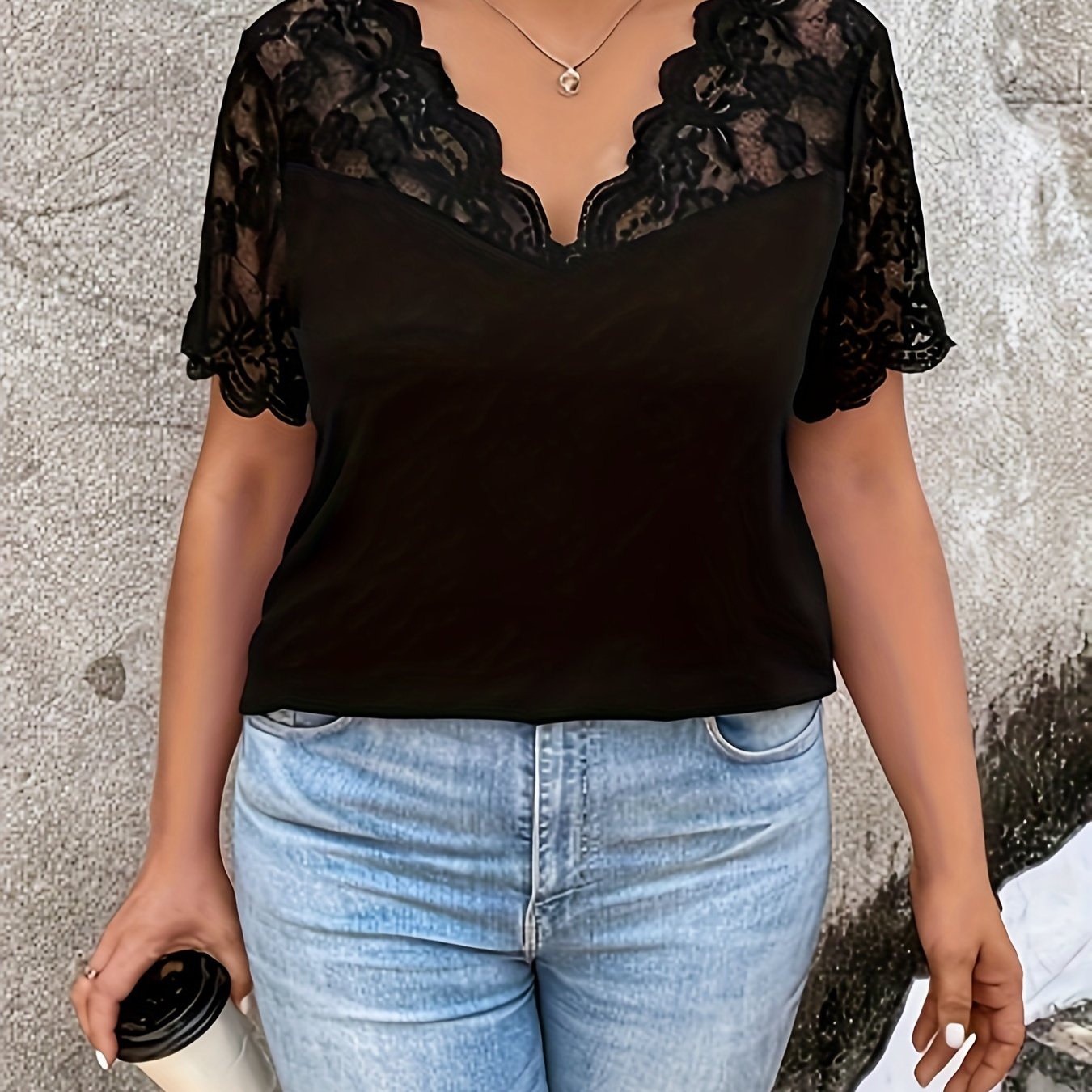 Plus Size Lace Stitching V Neck T-Shirt Women Short Sleeve Casual Top