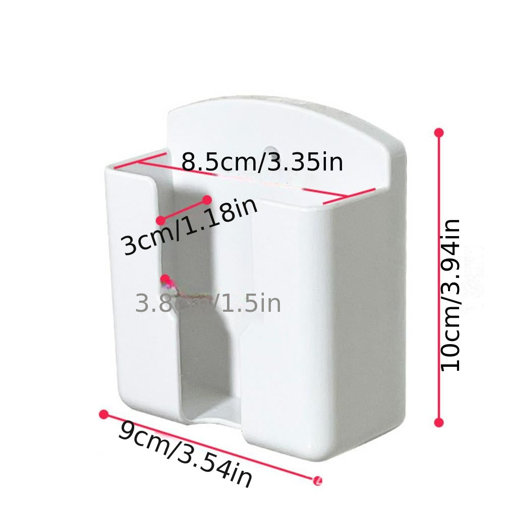 Настенный держатель держит ваш пульт под рукой и заряжает ваш телефон.
