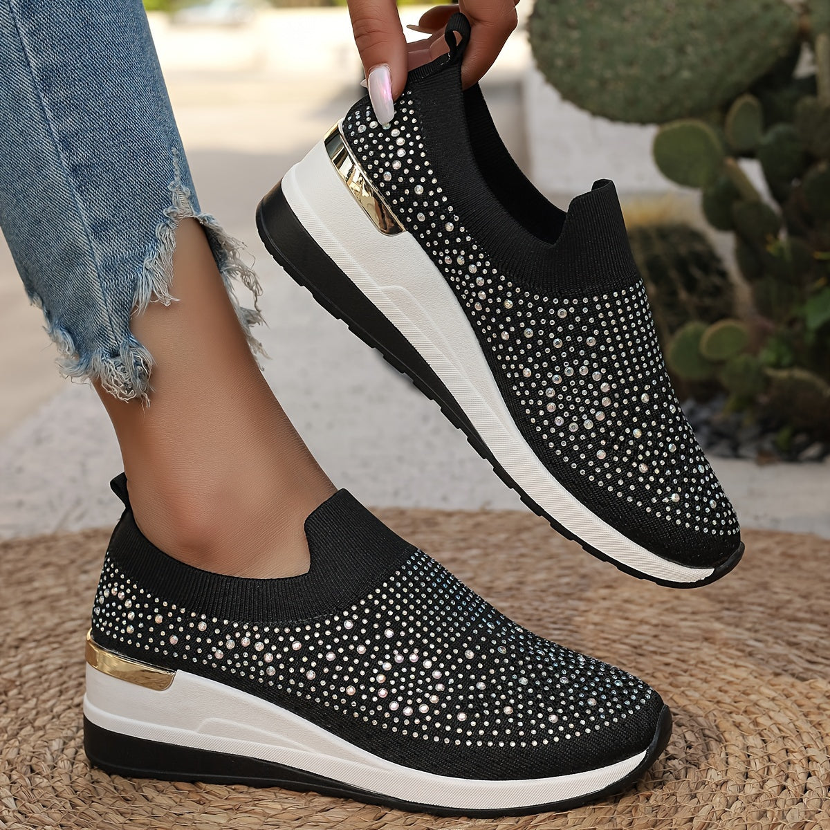 Women's Rhinestone Decor Platform Sneakers Casual Slip-On Outdoor Shoes