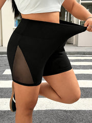 Ayollar uchun kattaroq o'lchamli yuqori belli tarmoq panelli shorlar, elastik sport kiyimlari, yozgi