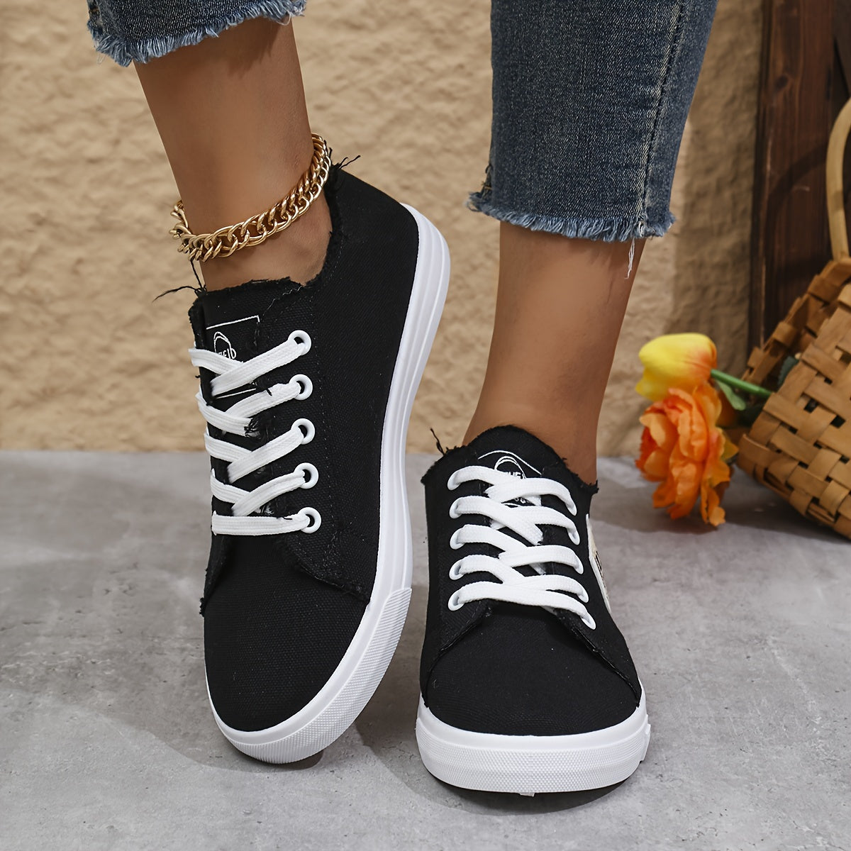 Women's Casual Low-Top Lace-Up Sports Shoes in Solid Color