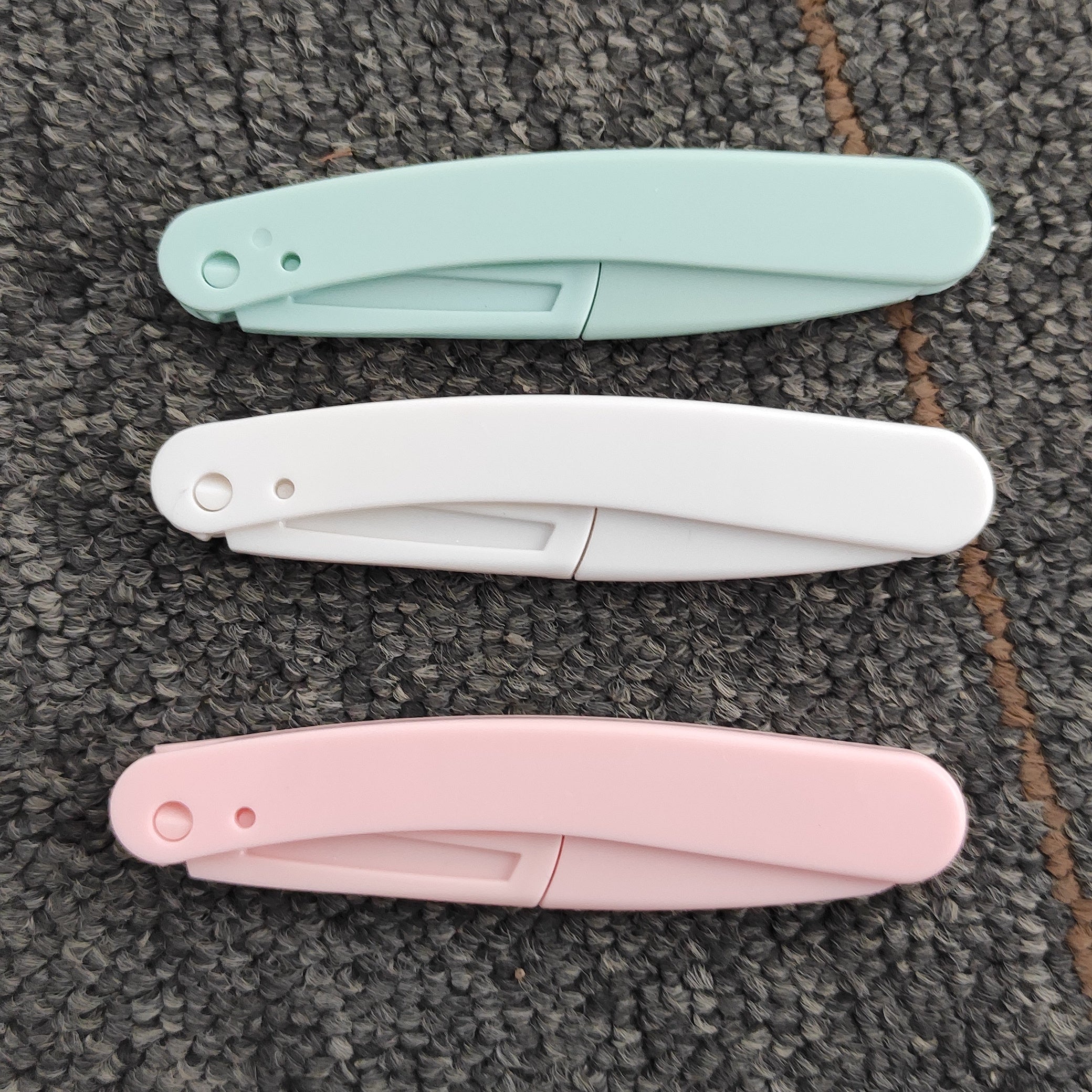 Women Plastic Safe Folding Face Shaver and Eyebrow Trimmer Set