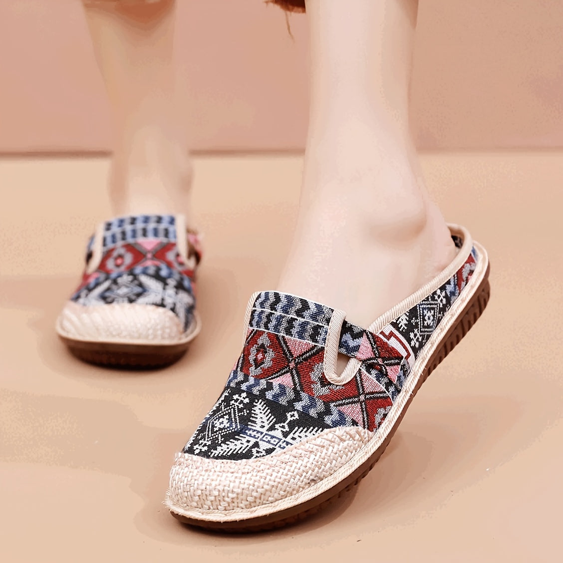 Women's Summer Tribal Style Slip-On Shoes Breathable Fabric All-Season Flowers
