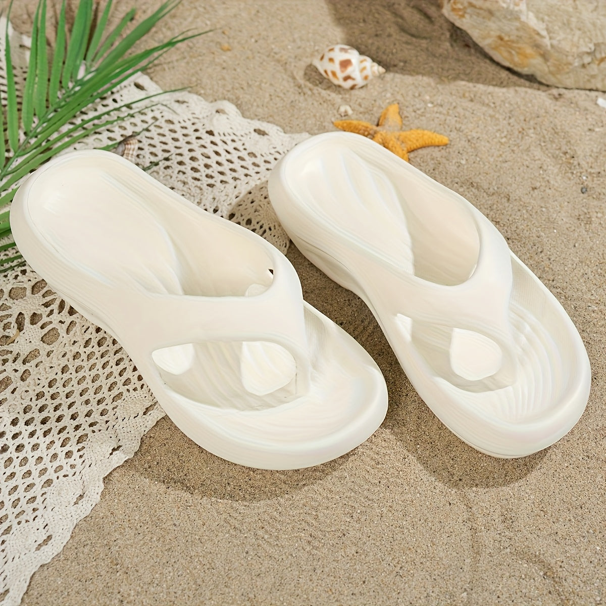 Unisex EVA Non-Slip Slippers Minimalist Stripes for Home Beach Use