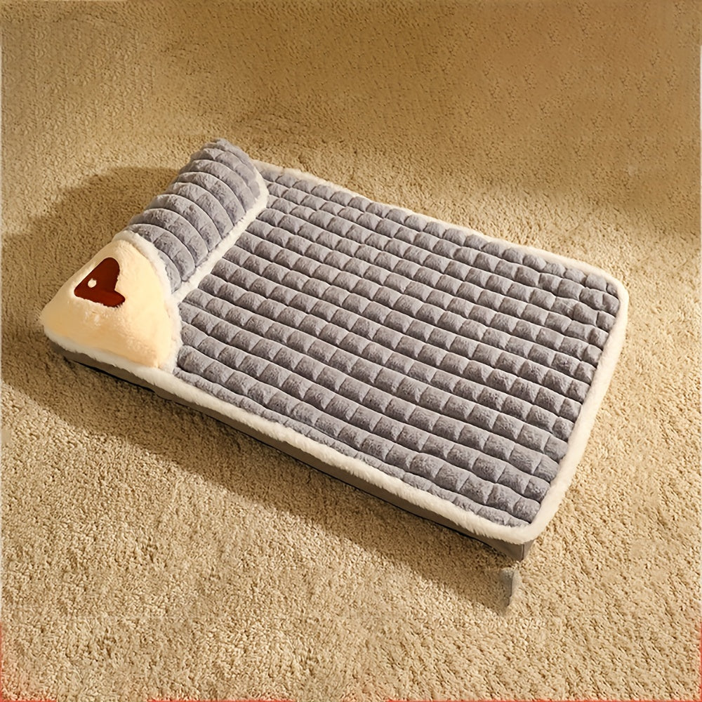 Green Cat Bed with Memory Foam, Washable Nylon Mat, Heart-Shaped Pillow