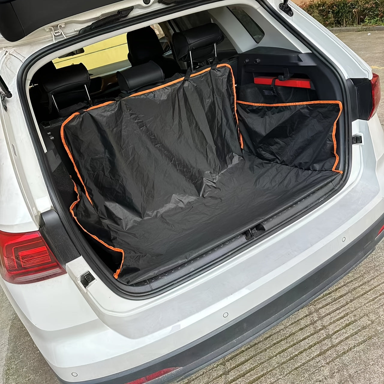 Car Trunk Pet Mat Dirt Scratch Resistant SUV Accessory