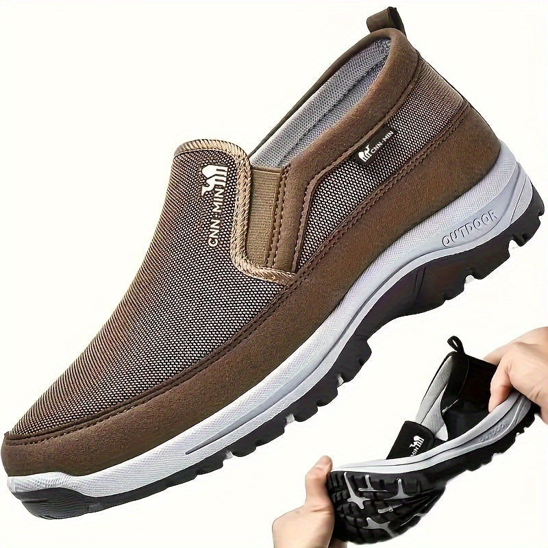 Men's Slip-On Sneakers Fabric Low Top Solid Color Casual Shoes