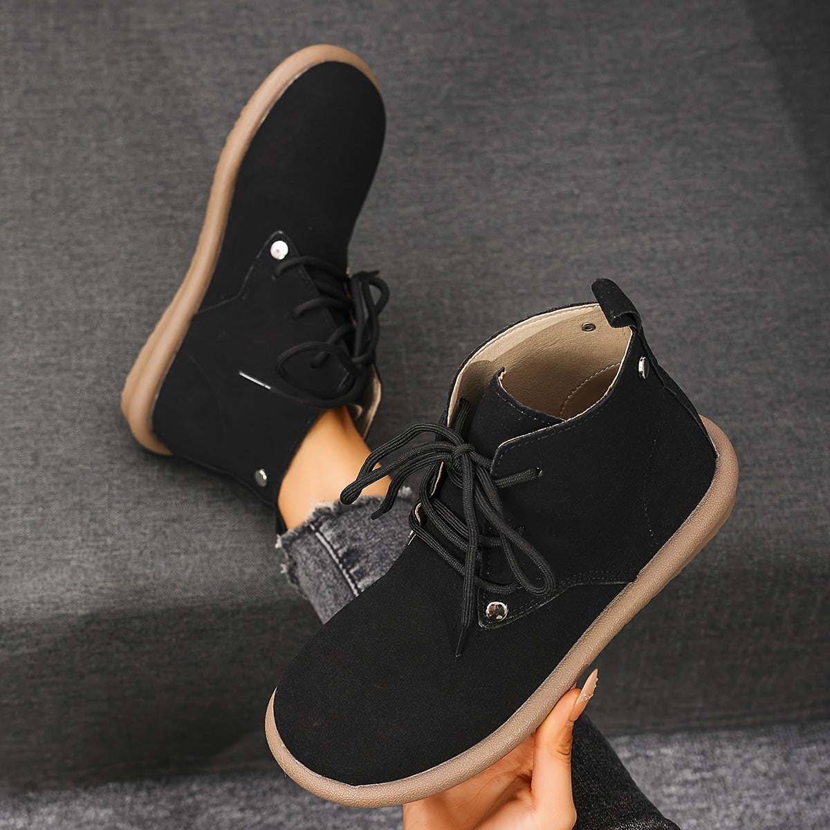 Women's Vintage-Inspired Thick Sole Combat Boots Lace-Up Ankle Brown